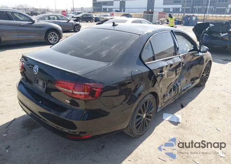 2016 Volkswagen Jetta 1.8T Sport from USA, damaged, VIN 3VWD17AJ2GM337546